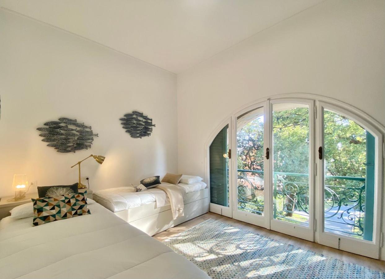 Casaviva-stylish Trilo With Ac-shared Pool-parking Apartment *
